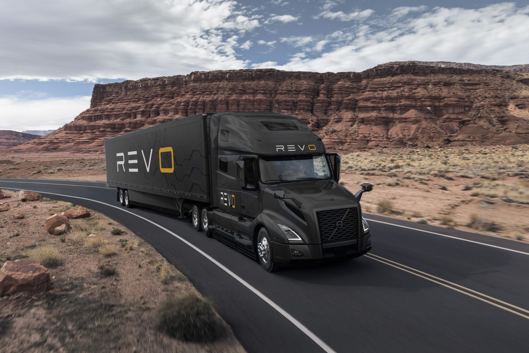 Volvo-desert-revo